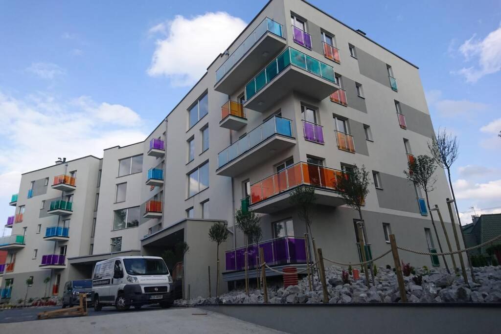 Komfortowy Nowoczesny Apartament Kustronia Z Garazem Balkonem Wanna Bielsko-Biała Exterior photo